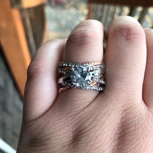 ROSE SWIRL - Picture 3 of 7